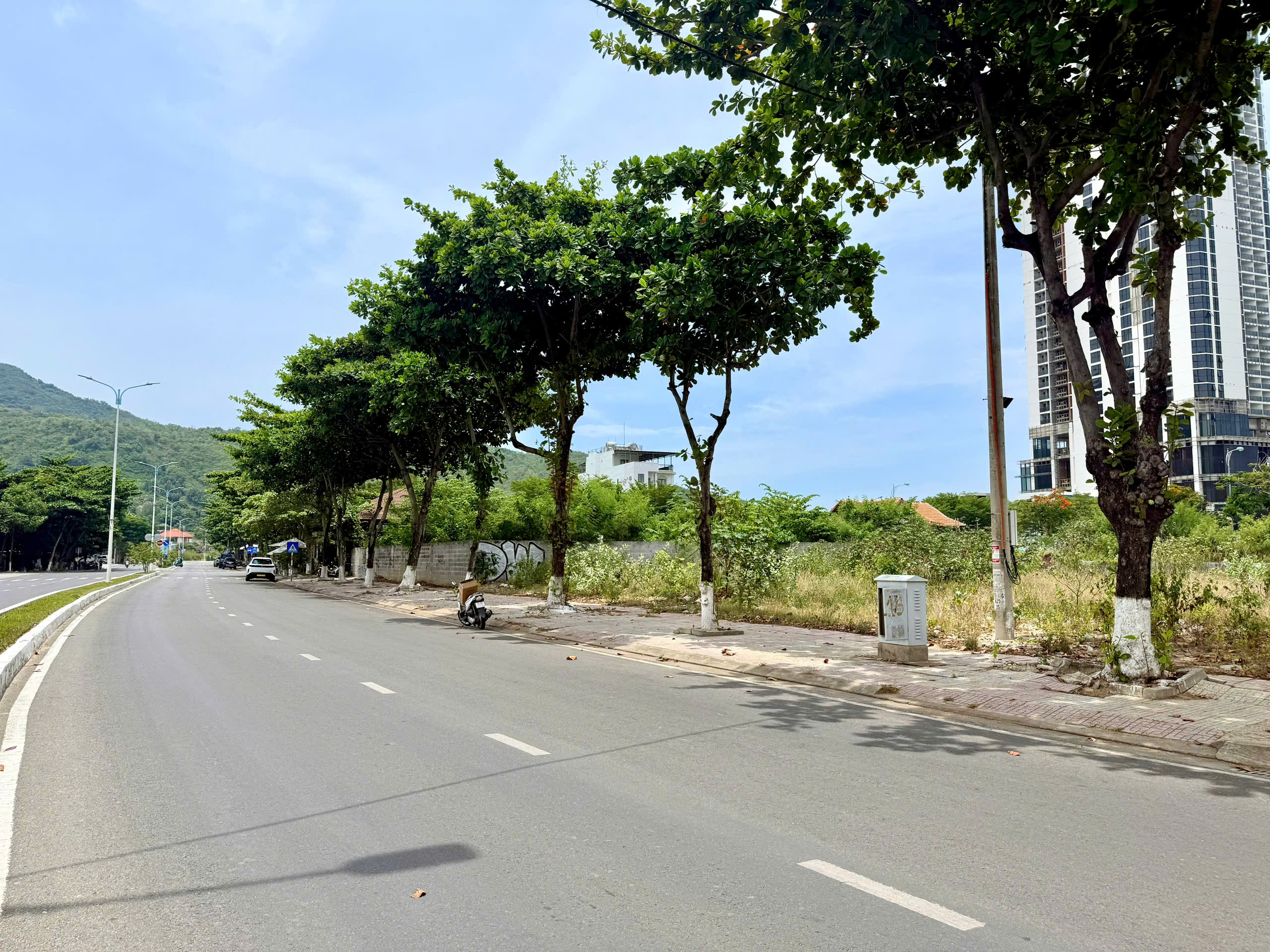 Cổng vào Bến du thuyền quốc tế Ana Marina