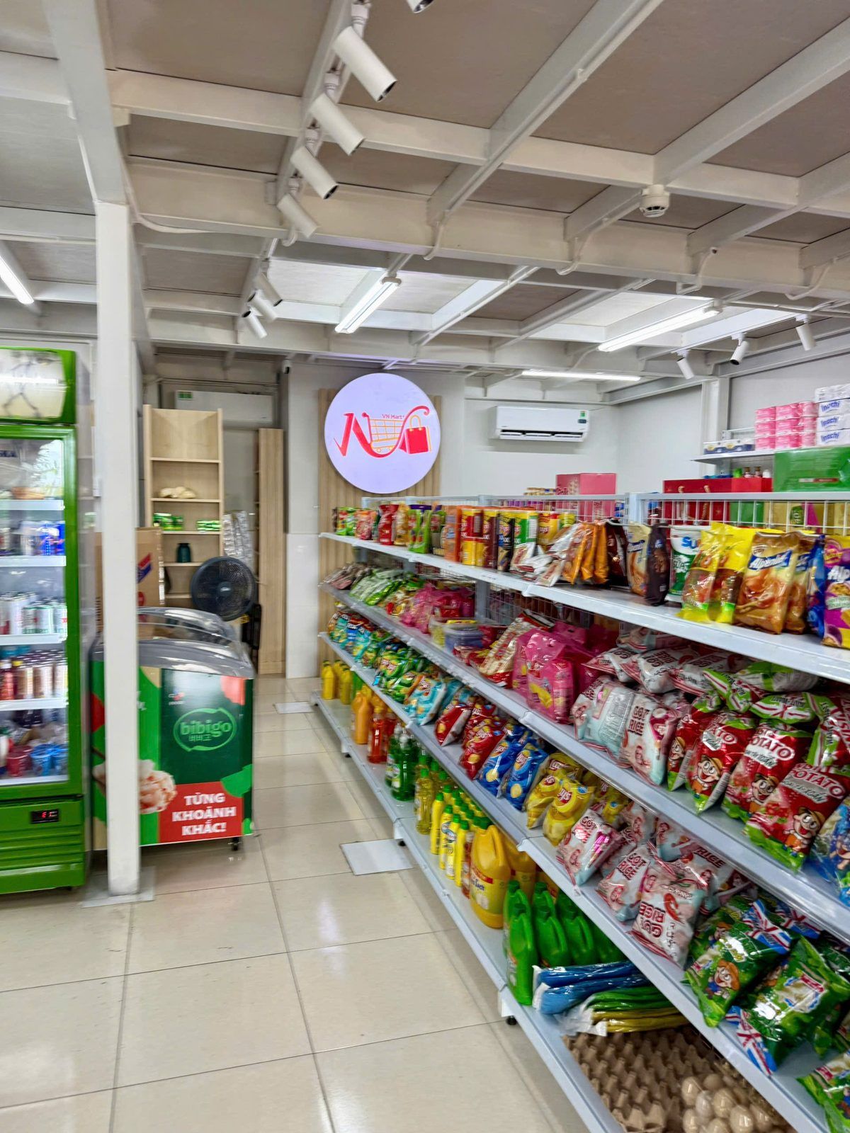 Bên trong siêu thị mini tại căn SSH07.01-03