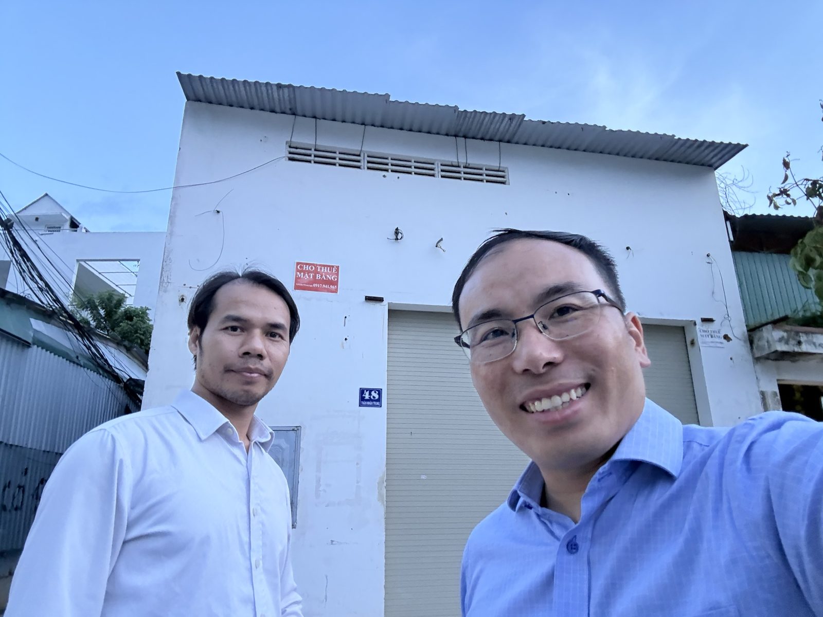 Anh Nhân khảo sát thực tế tại nhà 48 Thân Nhân Trung