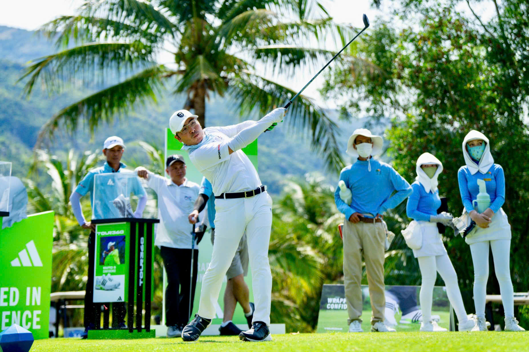 Chuẩn bị kỹ lưỡng trước cú đánh trên sân golf