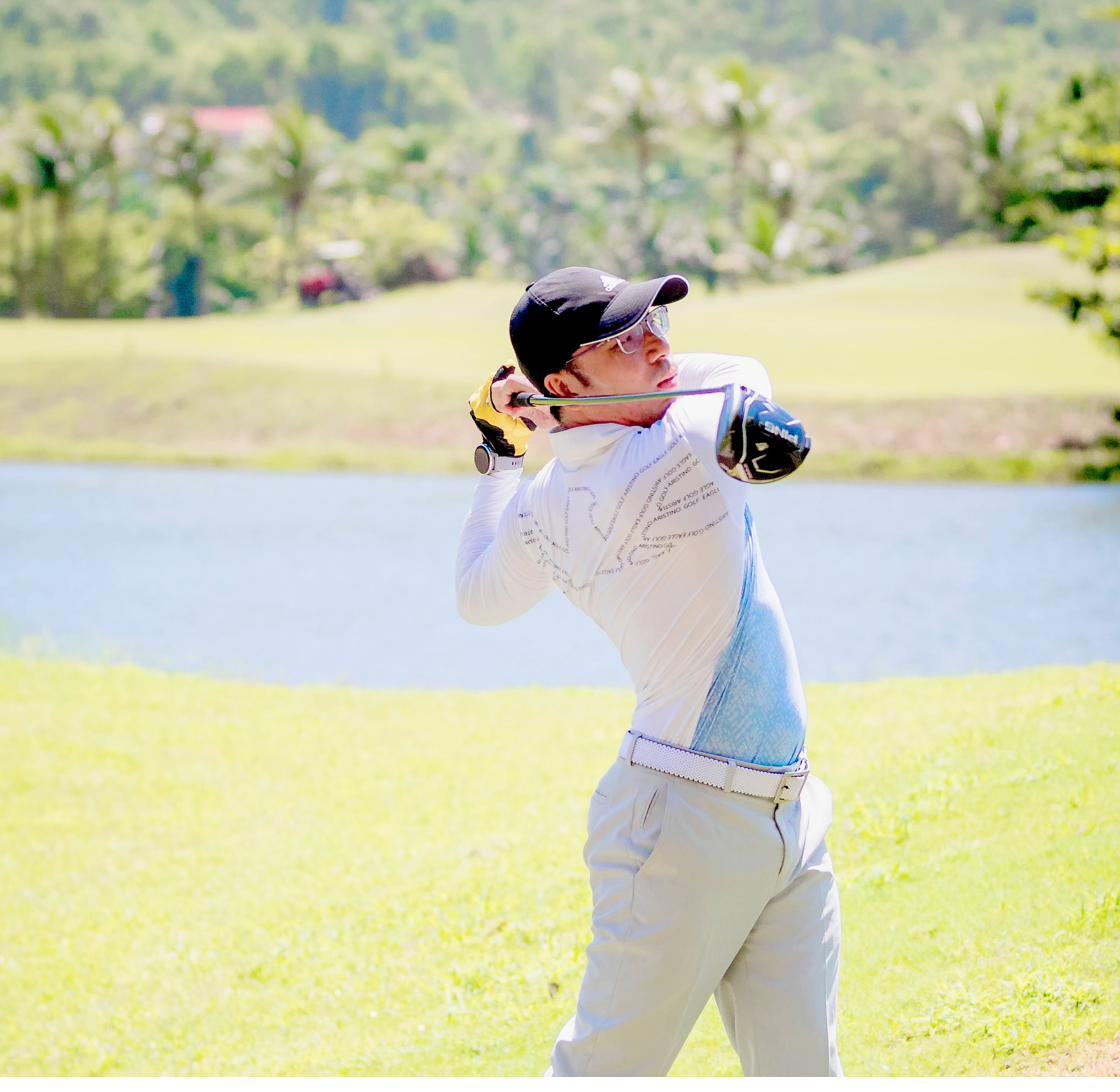 Golf swing